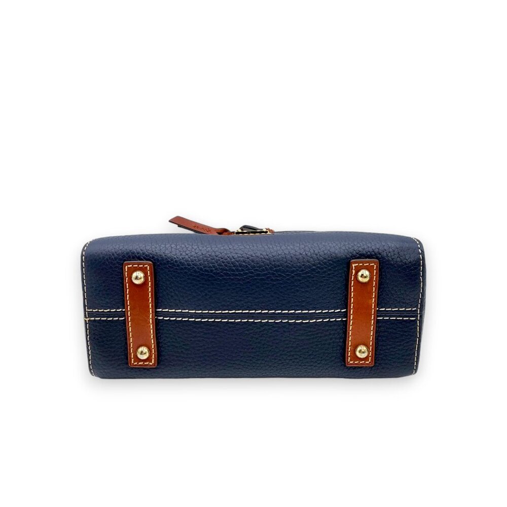 D&B Crossbody - Picture 9 of 12